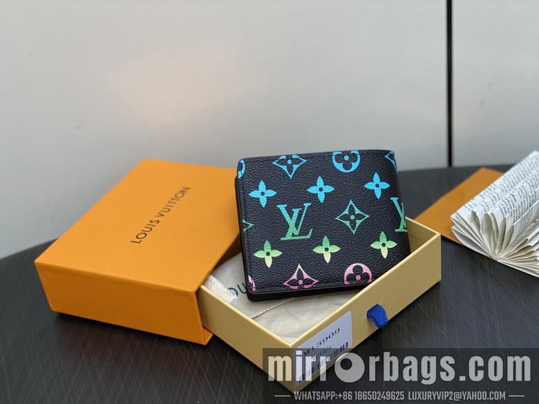 LV Replica Bags Multiple M13909 11.5x9x1.5cm gf