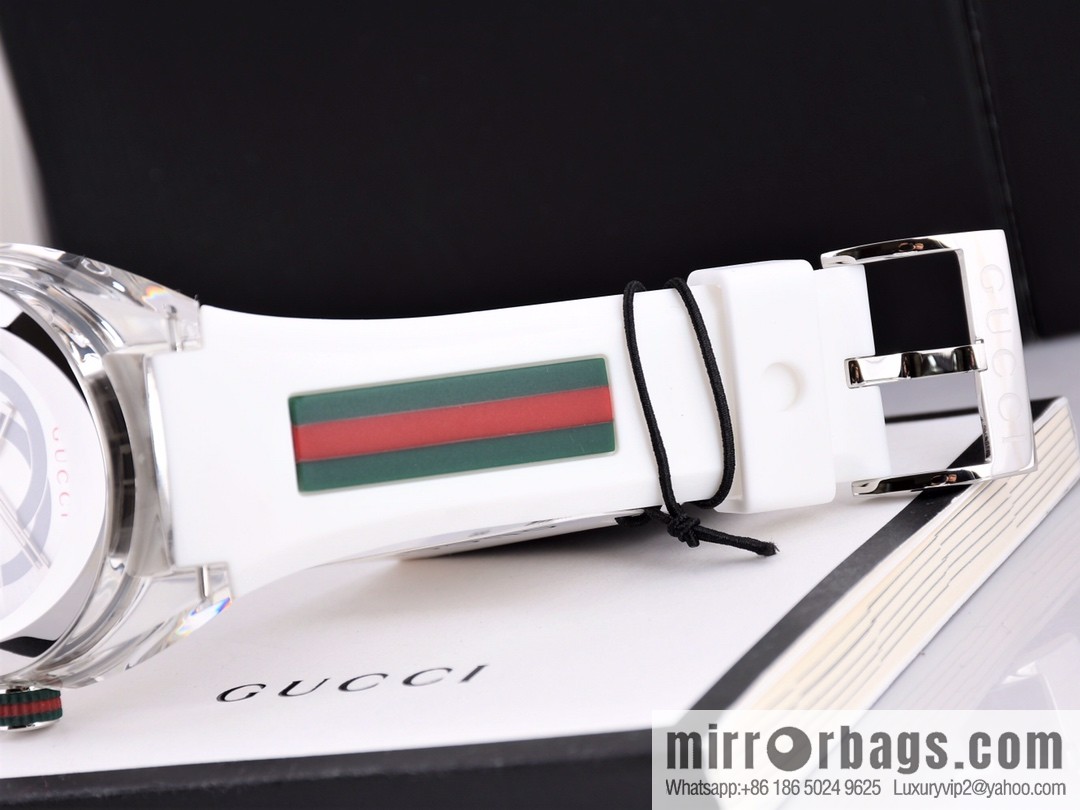 Gucci SYNC couple transparent quartz watch