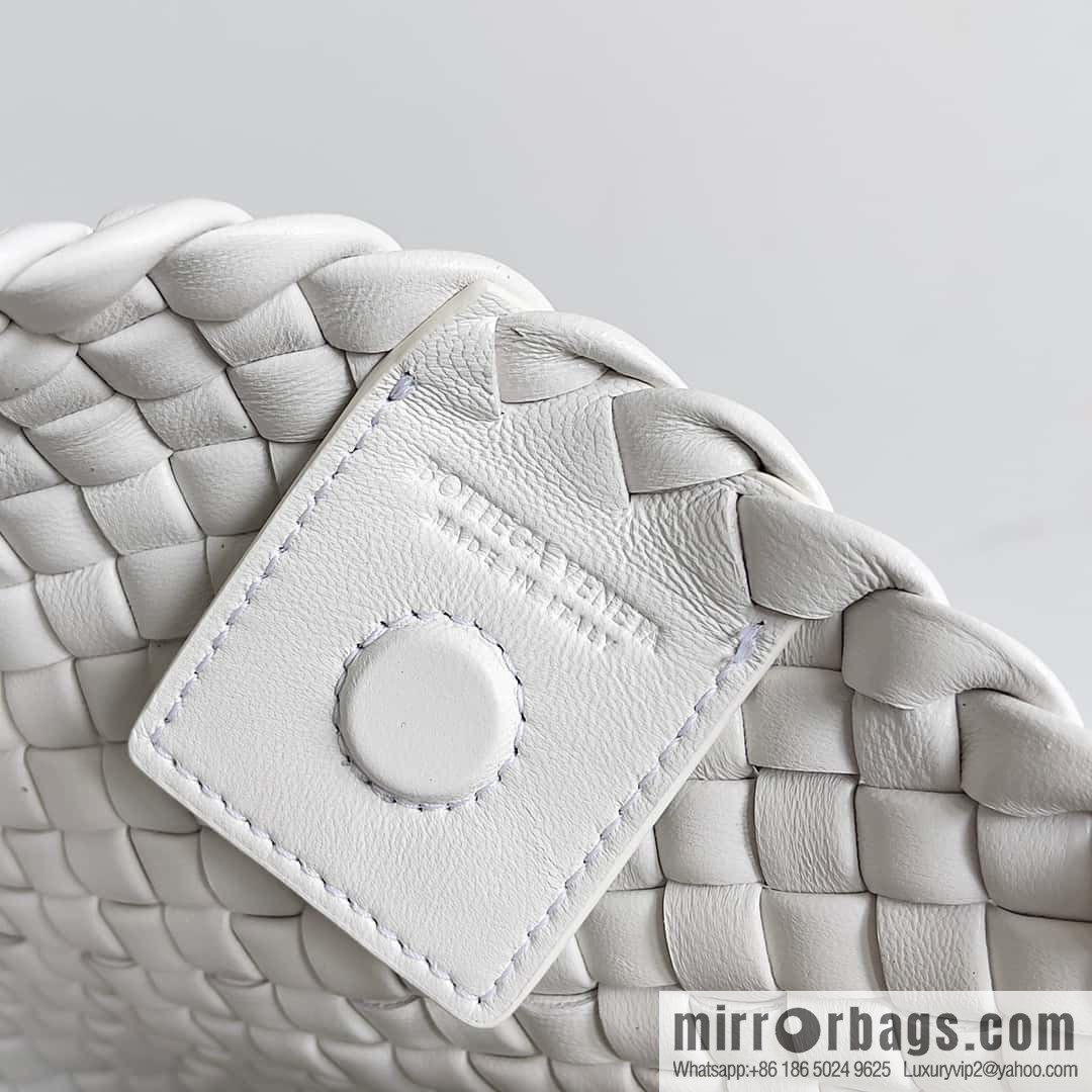BV early spring new Clicker circular arc bag lamb woven leather, model number: 730968 white