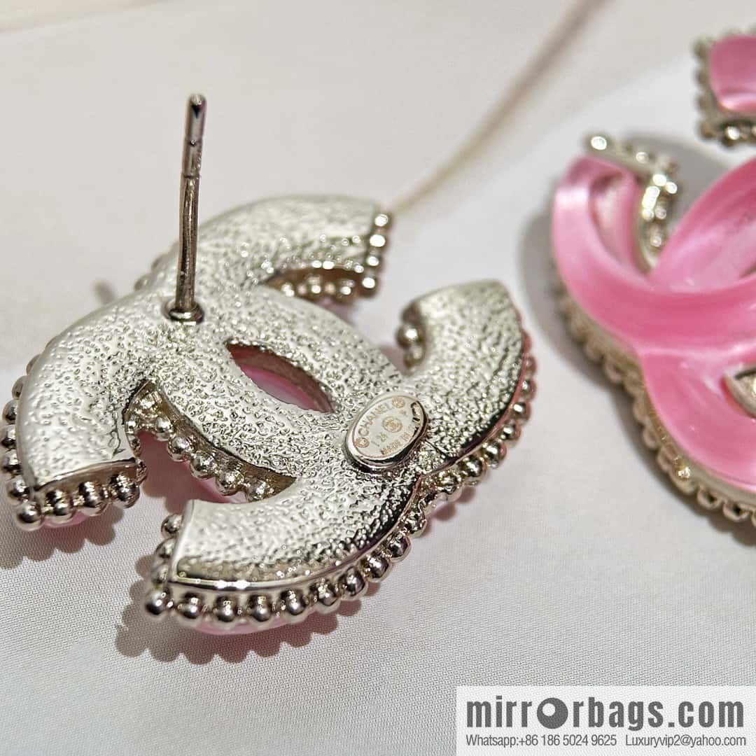 ❗️New ❗️ ☀️ new ☑️ Chanel c1 double c pink glazed stud earrings ☀️