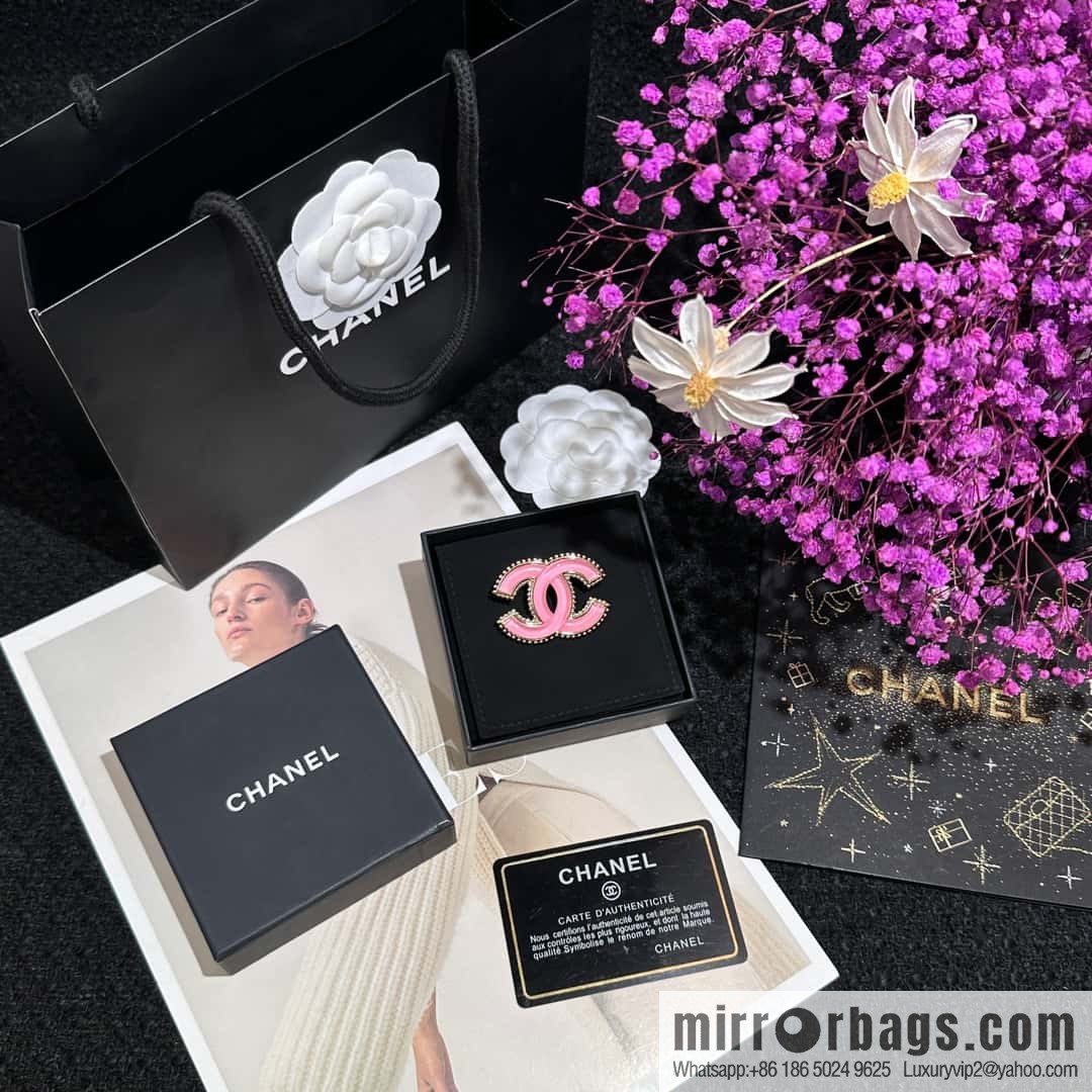 ❗️New ❗️ ☀️ New ☑️ Chanel Double C Pink Glazed Brooch ☀️