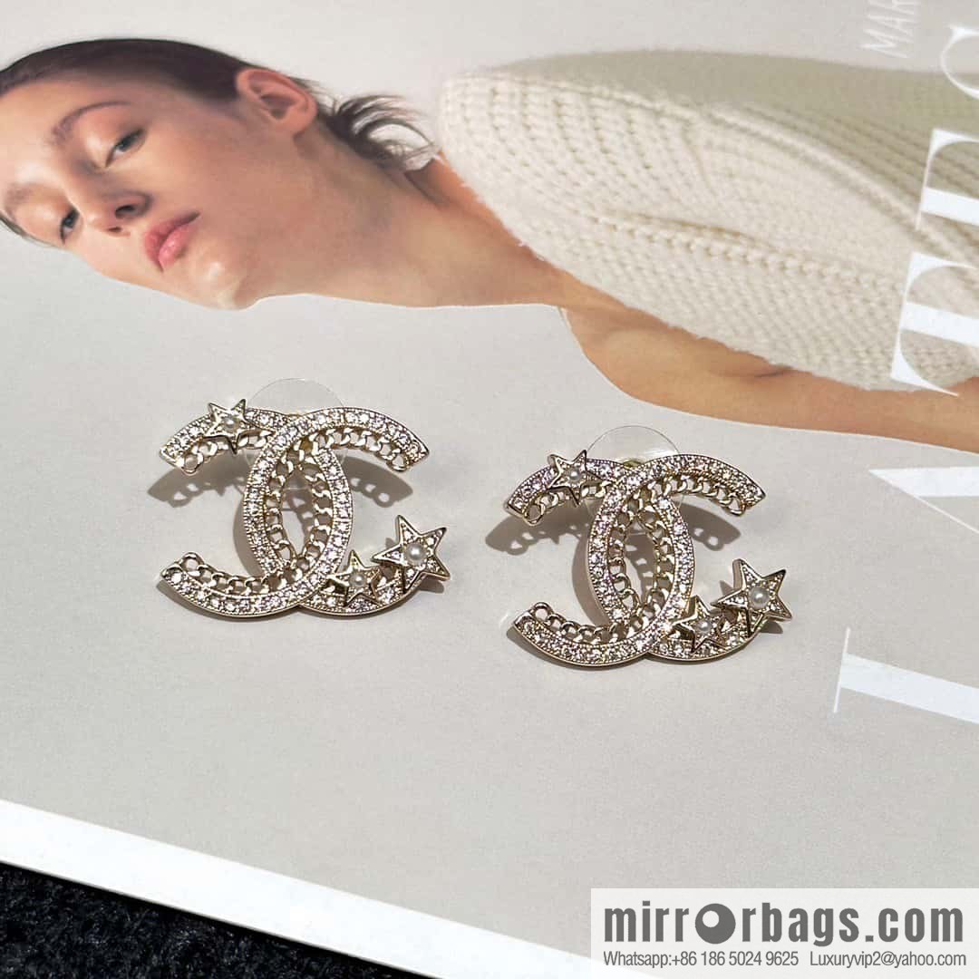 ❗️New ❗️☀️ new ☑️ chanel c1 double c hollow star ⭐ pentagram earrings ☀️