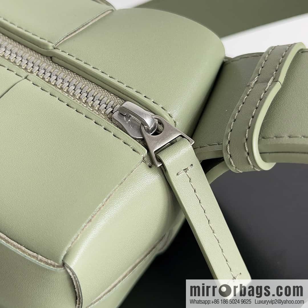 B Unisex the same BRICK CASSETTE long shoulder strap series crossbody bag shoulder backpack model; 729251 travertine green