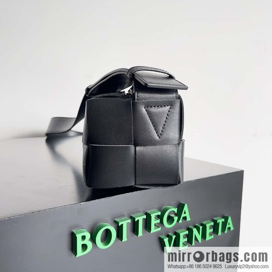 B Unisex same BRICK CASSETTE long shoulder strap series crossbody bag shoulder backpack model; 729251 black