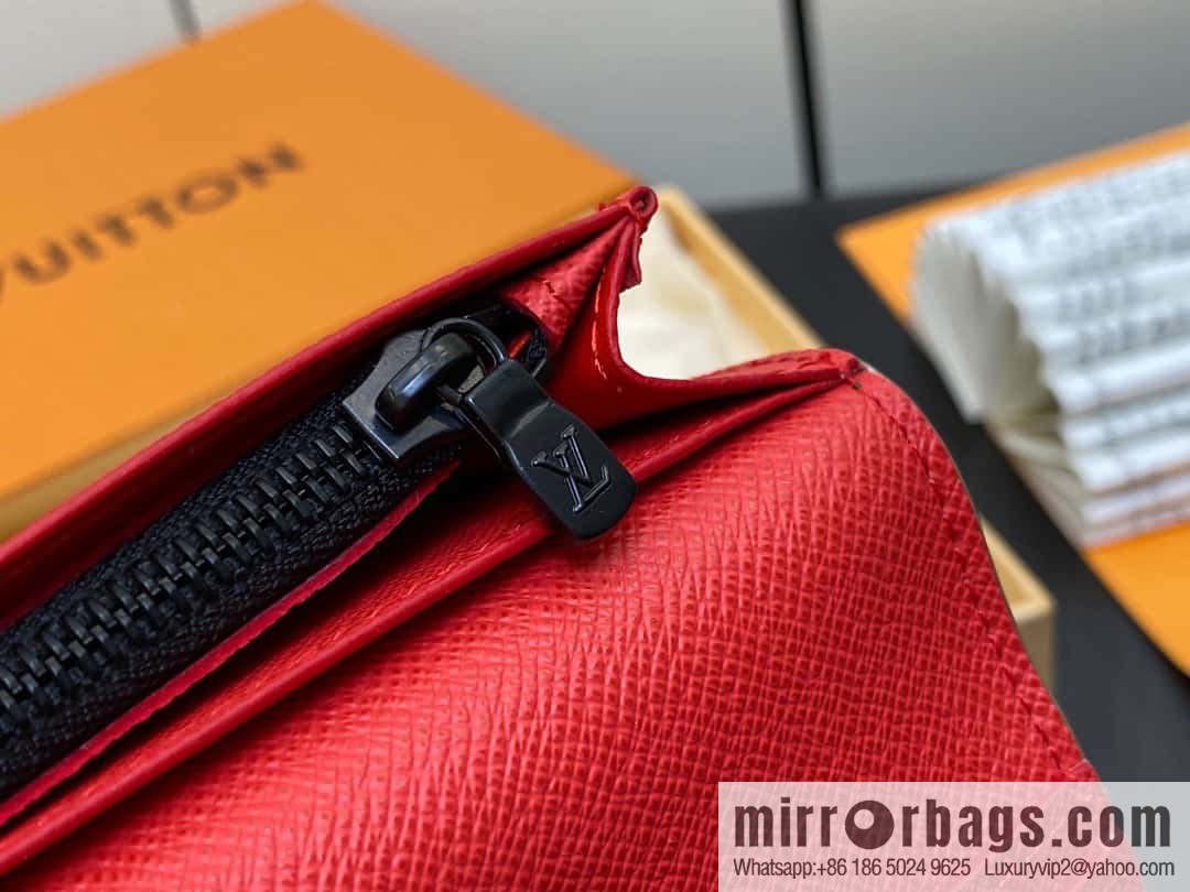 [Original order boutique] M82790 green, silk screen suit wallet series Brazza wallet