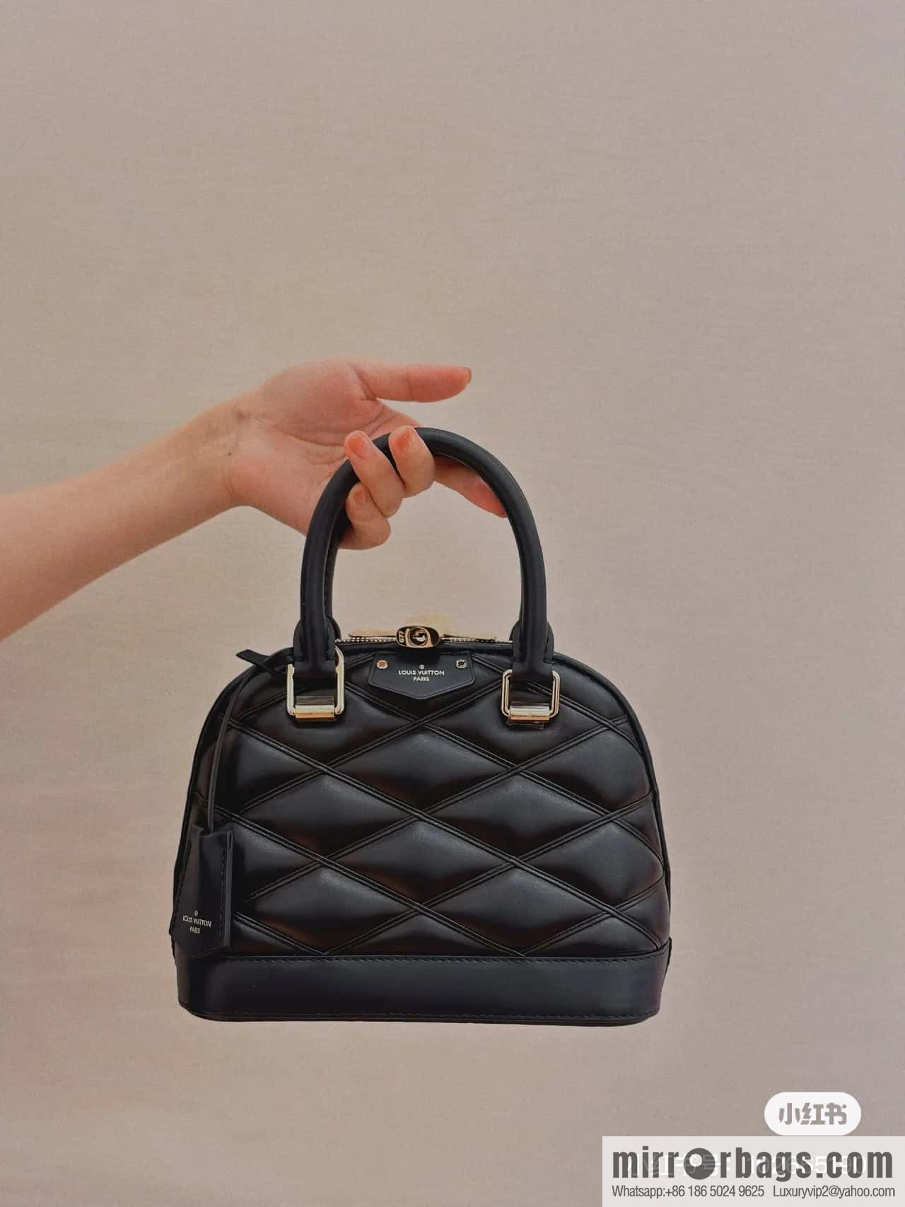 [Original single boutique] M23666 black rhombus, full leather shell bag series Alma BB shell handbag
