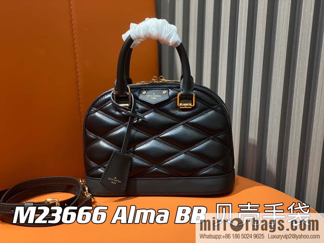 [Original single boutique] M23666 black rhombus, full leather shell bag series Alma BB shell handbag