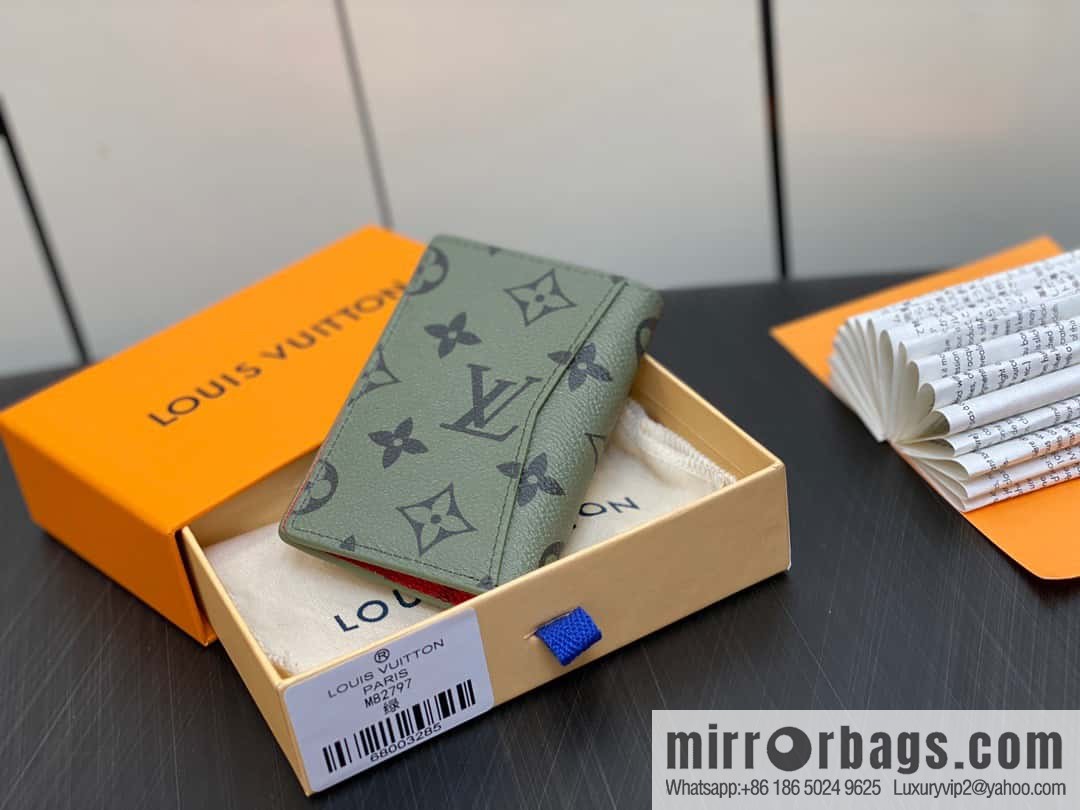 [Original single boutique] M82797 green, silk screen card holder wallet series, pocket wallet