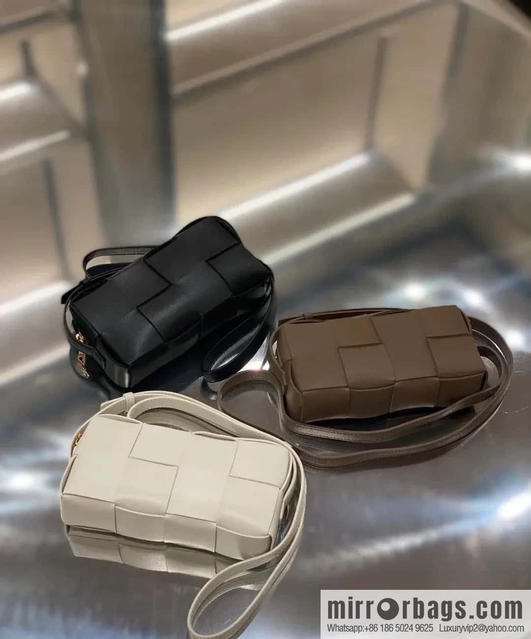 Bv early autumn new Cassette mobile phone bag, messenger bag, model; 755031 brown
