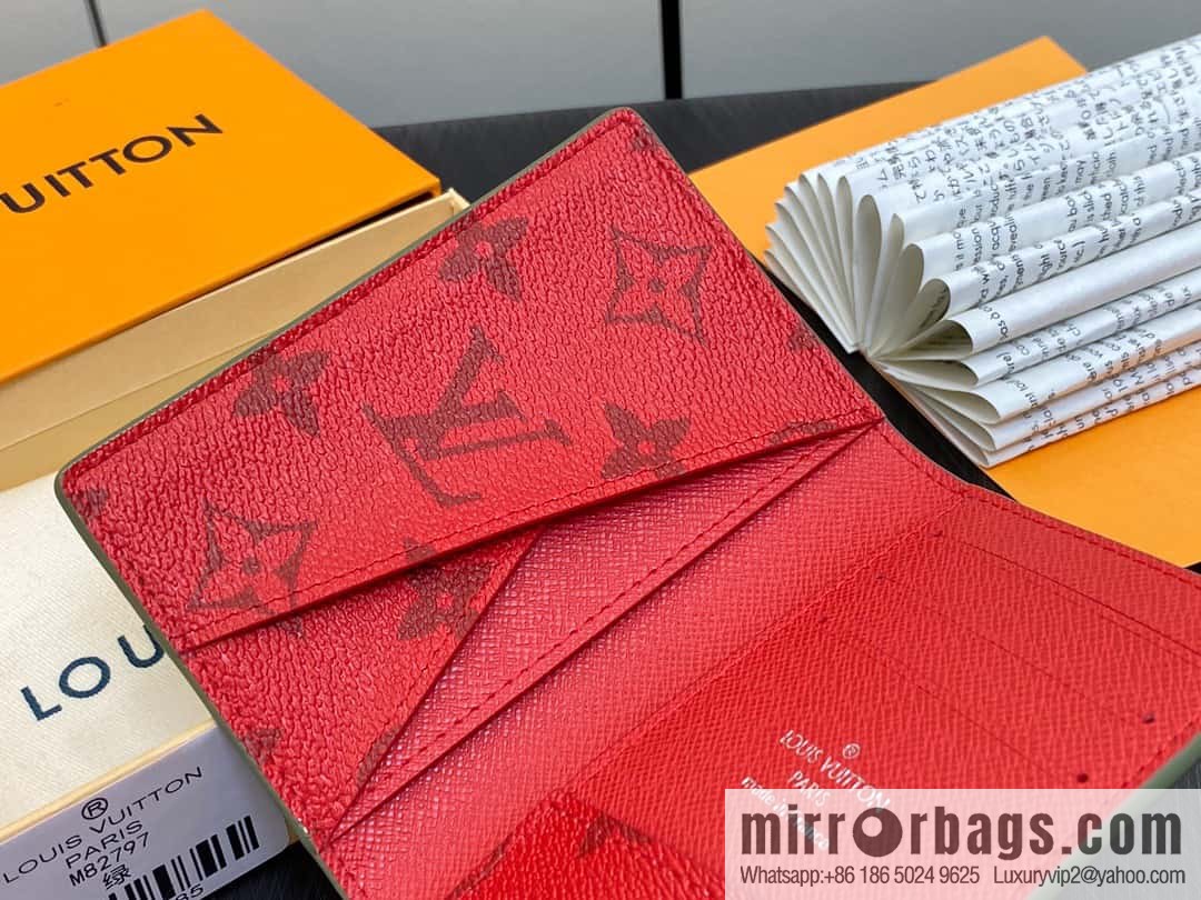[Original single boutique] M82797 green, silk screen card holder wallet series, pocket wallet