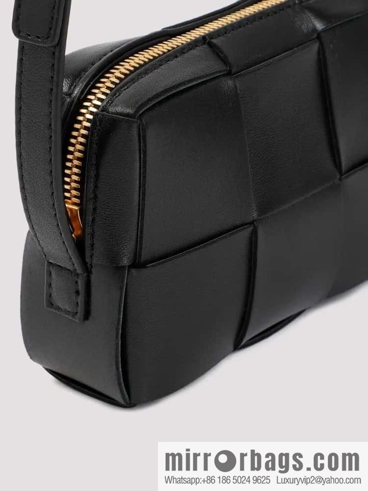 Bv early autumn new Cassette mobile phone bag, messenger bag, model; 755031 brown