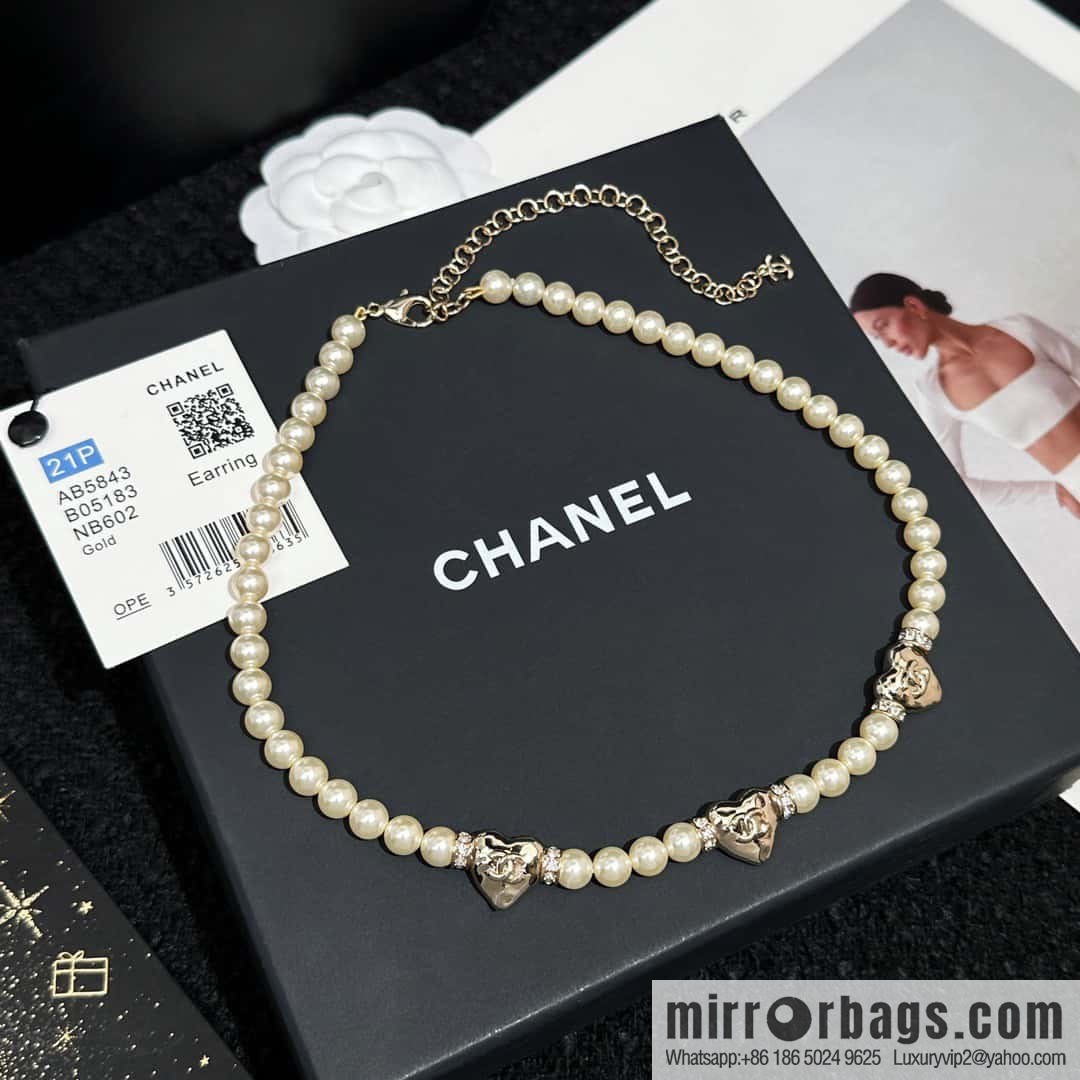❗️New ❗️☀️ New ☑️ Chanel peach heart love pearl necklace ☀️