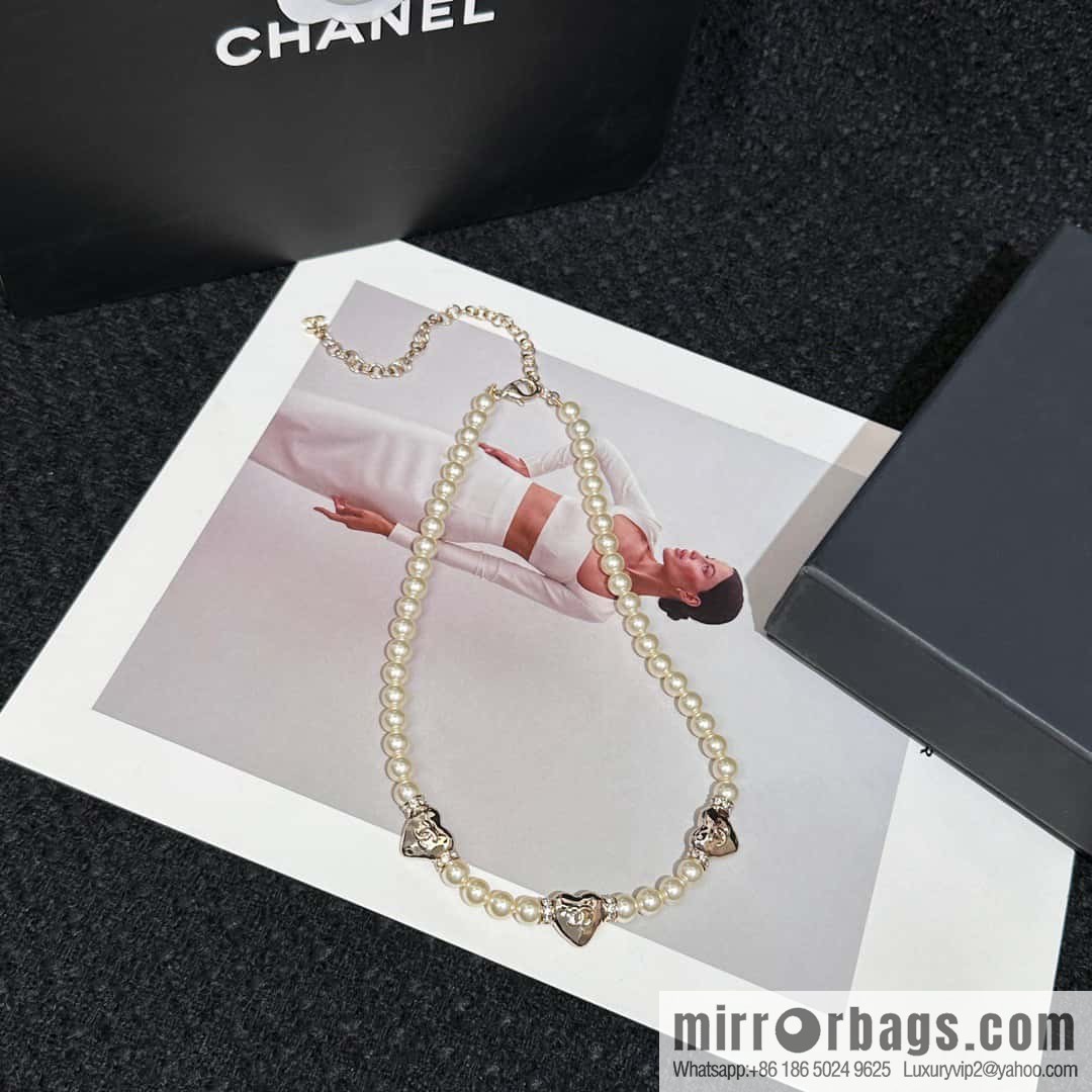 ❗️New ❗️☀️ New ☑️ Chanel peach heart love pearl necklace ☀️