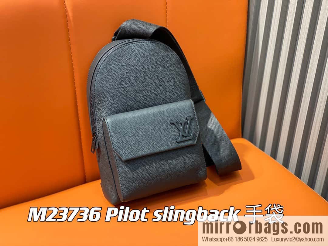 [Original order boutique] M23736 black full leather breast bag series Pilot slingback handbag, pilot sling bag