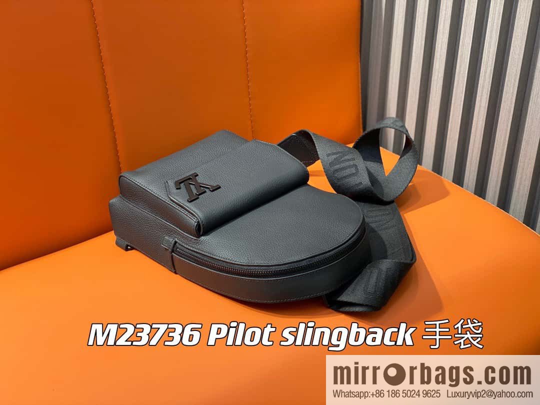 [Original order boutique] M23736 black full leather breast bag series Pilot slingback handbag, pilot sling bag