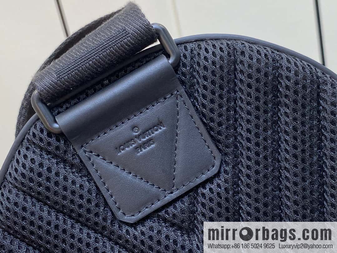 [Original order boutique] M23736 black full leather breast bag series Pilot slingback handbag, pilot sling bag