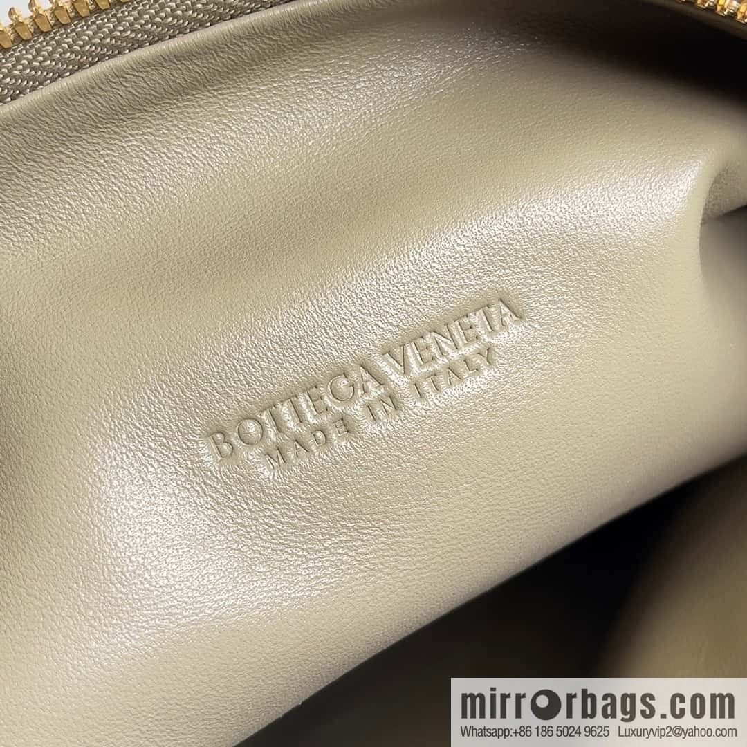 Bv2022 new product, medium Jodie braided knotted round hobo bag, model number: 690225 taupe.