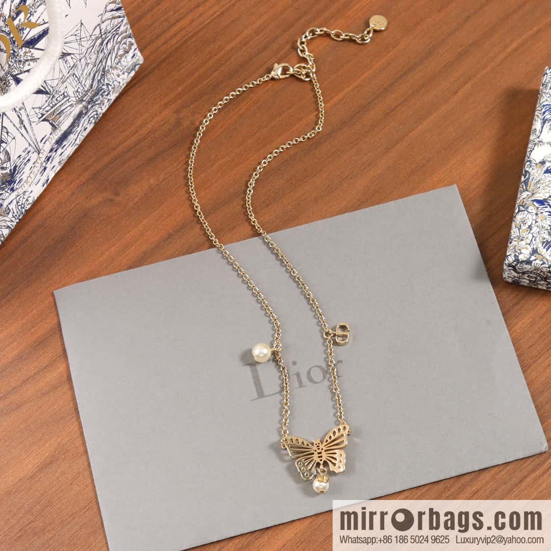 New ☑️ DIOR DIOR MÉTAMORPHOSE butterfly necklace