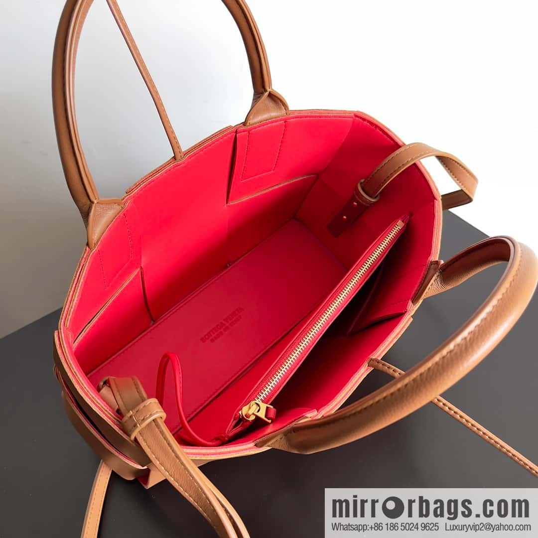 BV mini Tote bag 25cm light brown and red, model 709337.