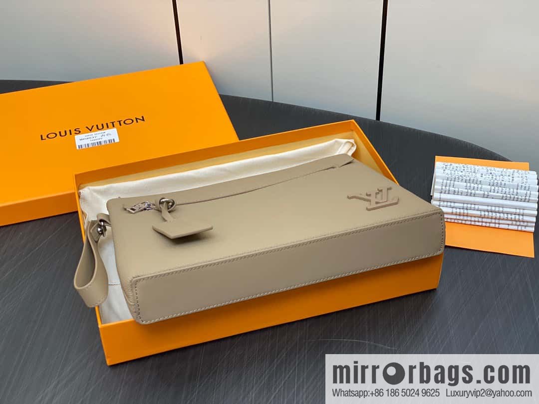 [Original single boutique] M69837 apricot, full leather M82278 clutch bag series