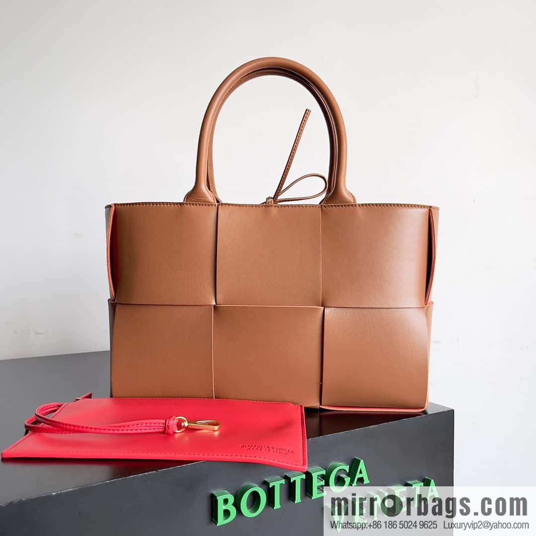 BottegaVeneta 30cm light brown red Intrecciato woven sheepskin two-color leather (fabric) tote handbag model: 652867