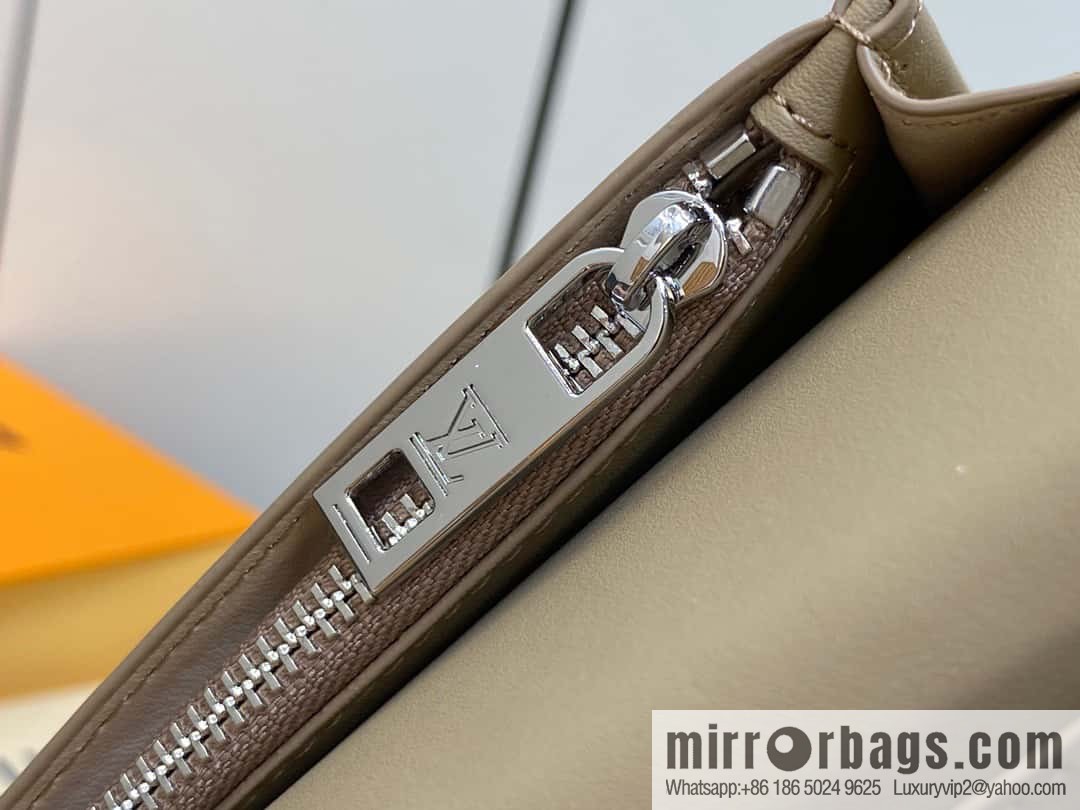 [Original order boutique] M81812 apricot, full leather suit wallet series Brazza Aer wallet m81810 69980 apricot, new LV Aerogram Brazza wallet