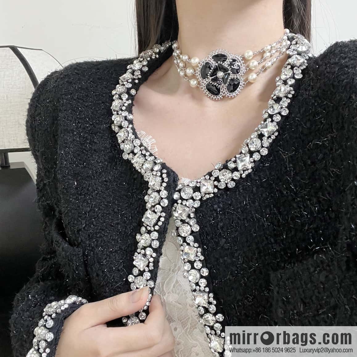 ☀️New ☑️ Chanel Double C Pink Black Camellia Pearl Necklace ☀️