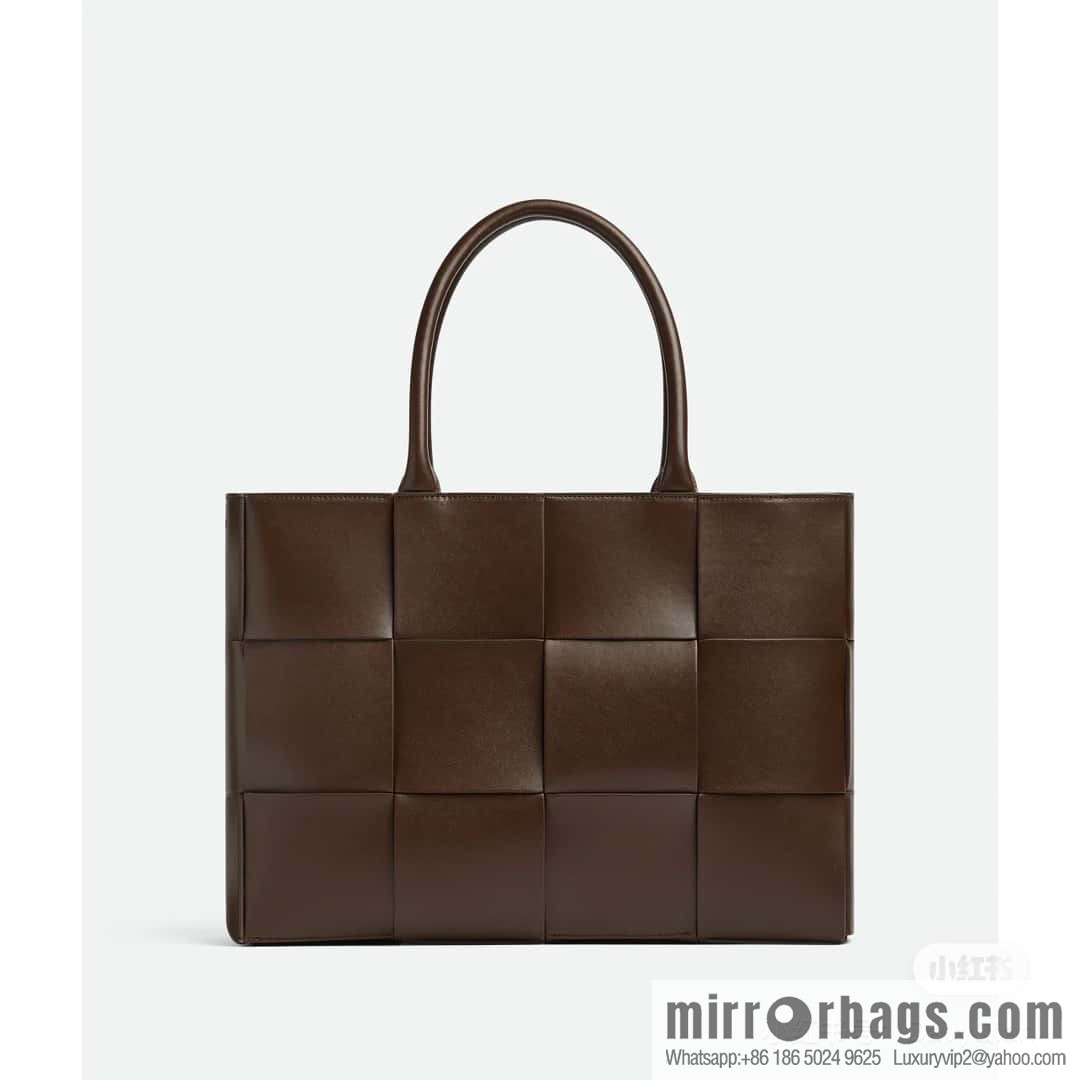38Cm small four grid B home 2023 early spring new Arco Tote clutch bag model; 729244 Intreccio woven leather (fabric) tote handbag
