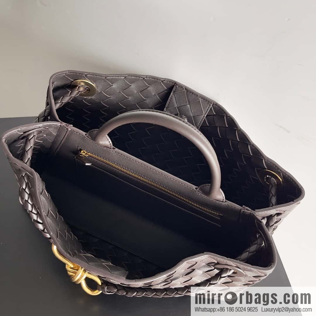 Bottega Veneta's new horizontal Andiamond handbag, model number: 754990 chocolate