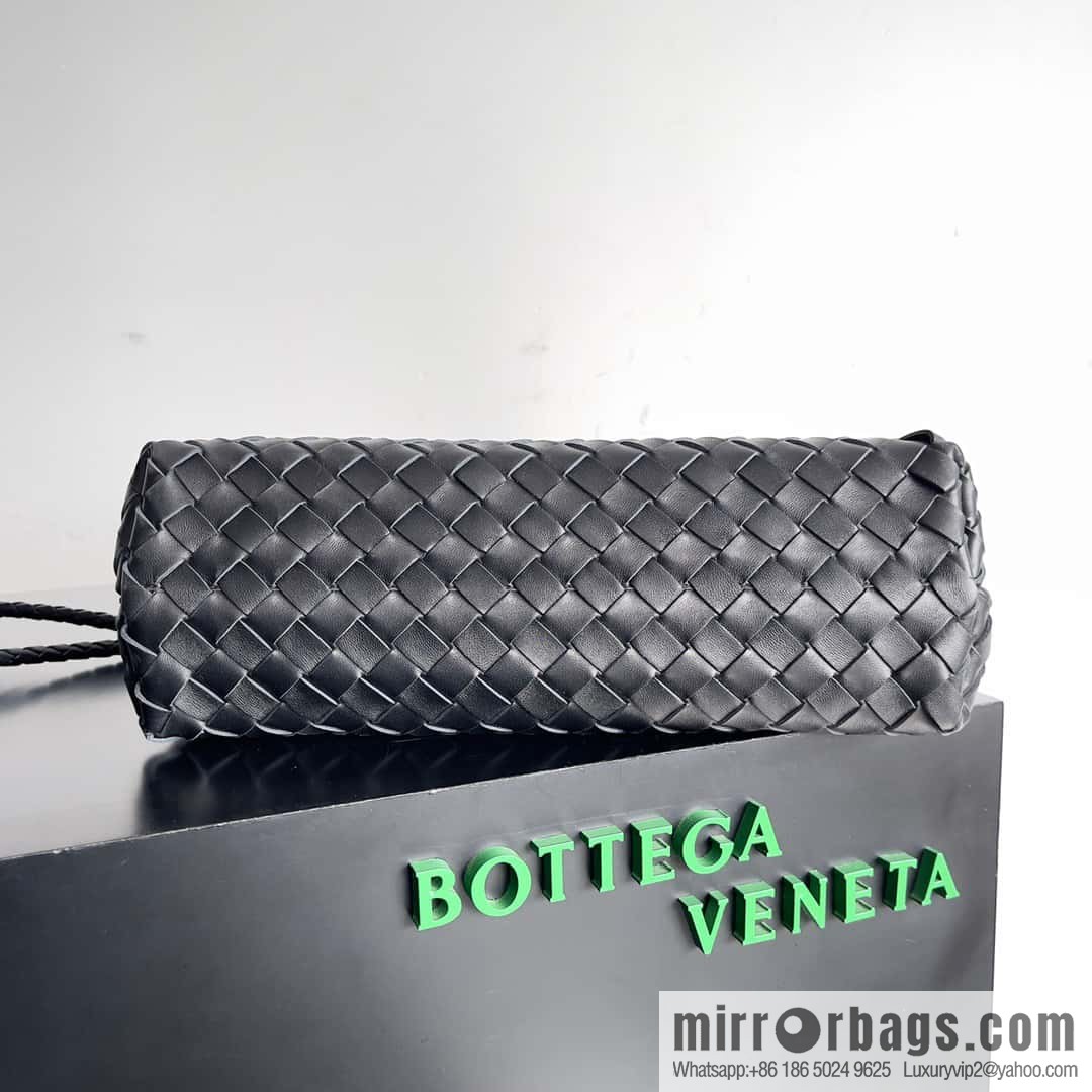 Bottega Veneta new horizontal Andiamond handbag, model number: 754990