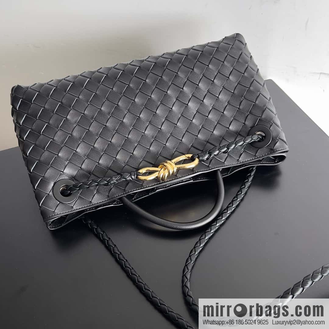 Bottega Veneta new horizontal Andiamond handbag, model number: 754990