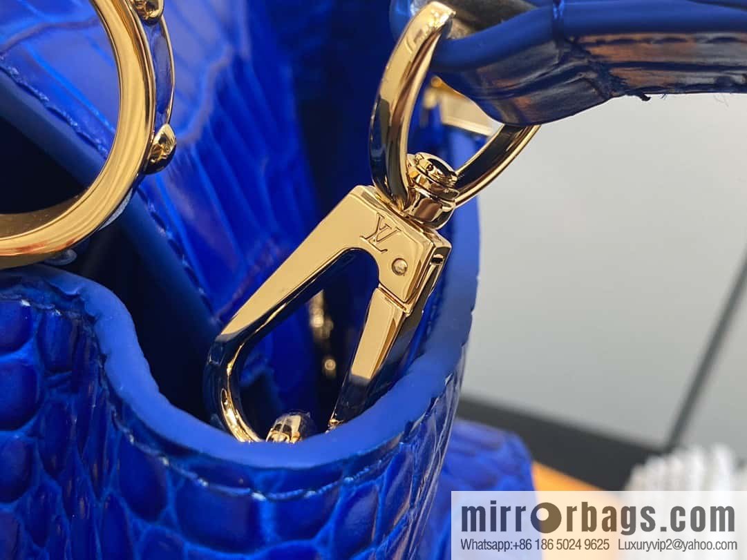 [Original order boutique] M48865 blue, crocodile pattern full leather cap that English series Capucines mini handbag