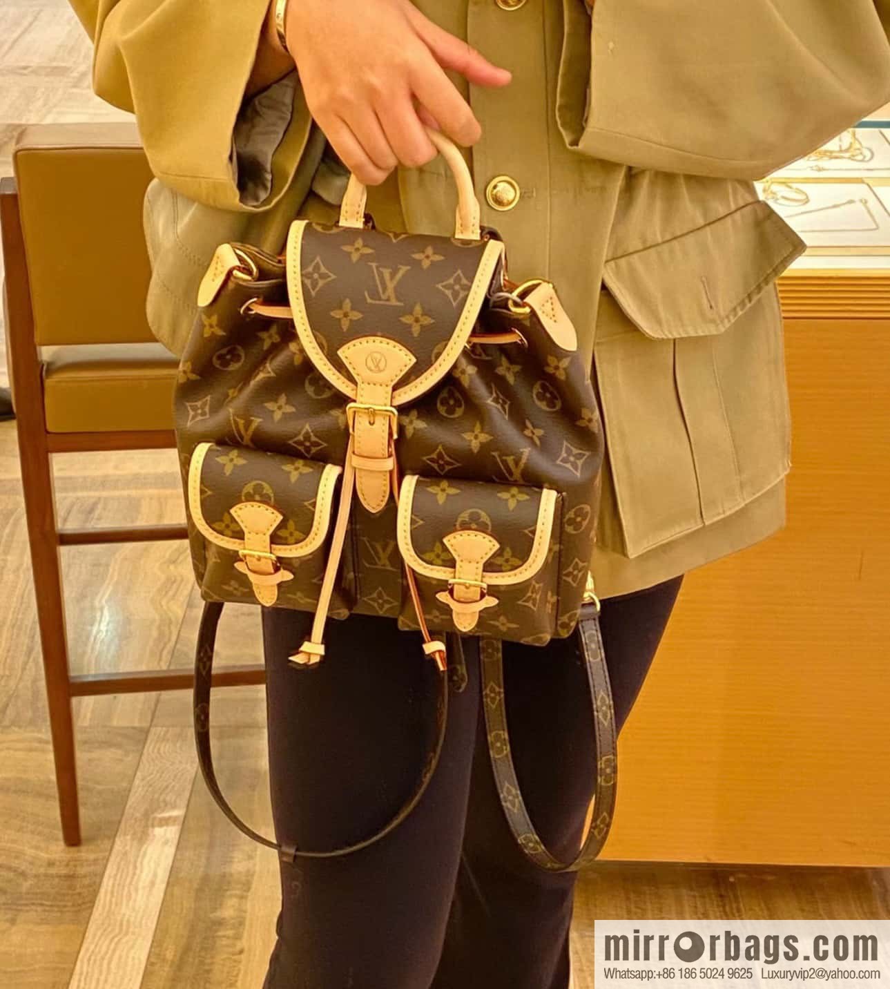 [Original single boutique] M46932 monogram backpack series Excursion small backpack