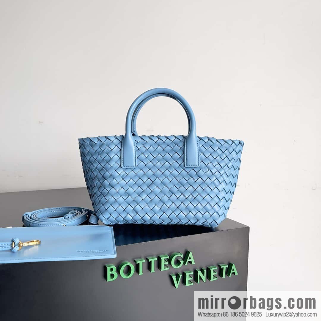 BV Mini Cabat Limited Edition mini vegetable basket BAG model; 709464 hurricane blue