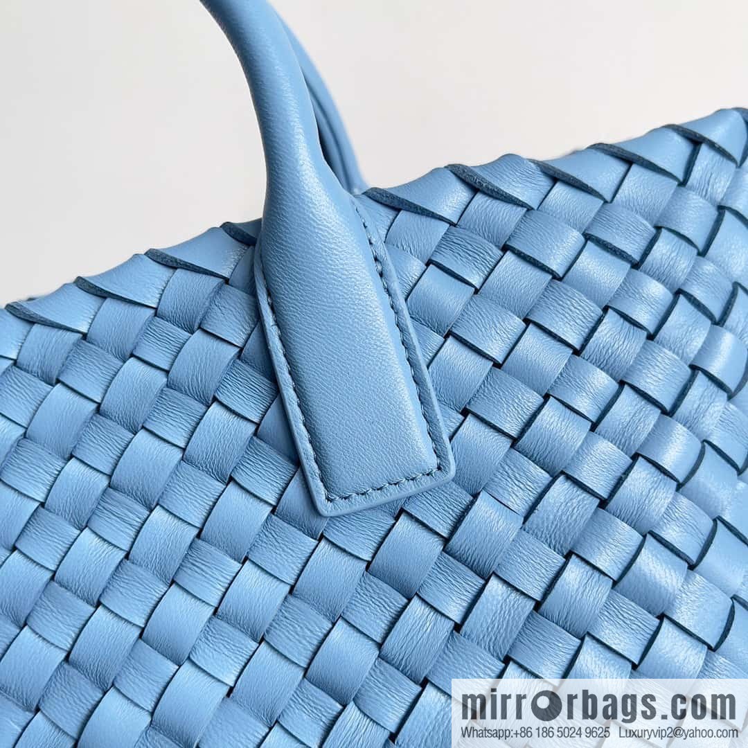 BV Mini Cabat Limited Edition mini vegetable basket BAG model; 709464 hurricane blue
