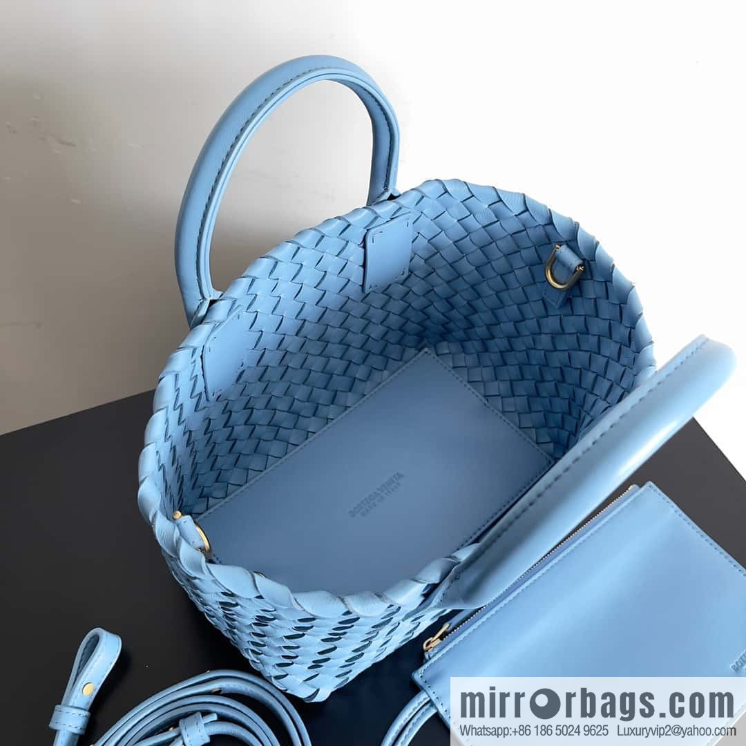 BV Mini Cabat Limited Edition mini vegetable basket BAG model; 709464 hurricane blue