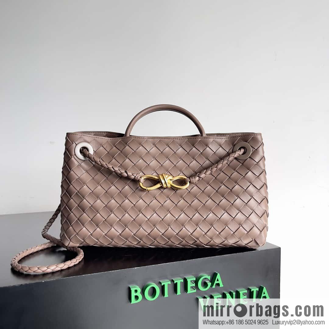 Bottega Veneta new horizontal Andiamond handbag, model number: 754990