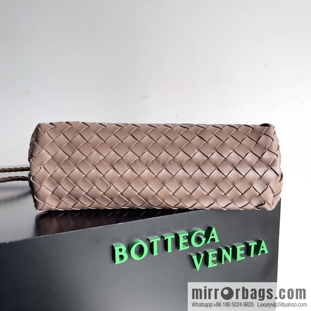 Bottega Veneta new horizontal Andiamond handbag, model number: 754990
