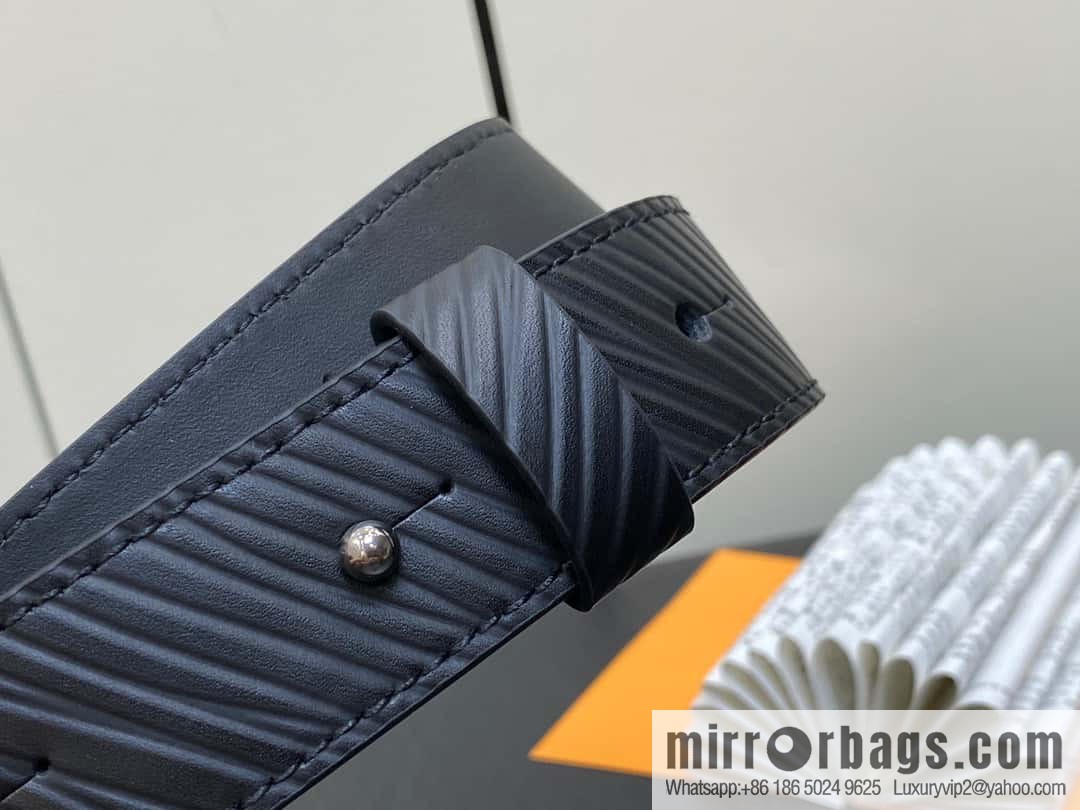 [Original single boutique] M23837 black full leather epi mini men's bag, tip bag micro steamer handbag