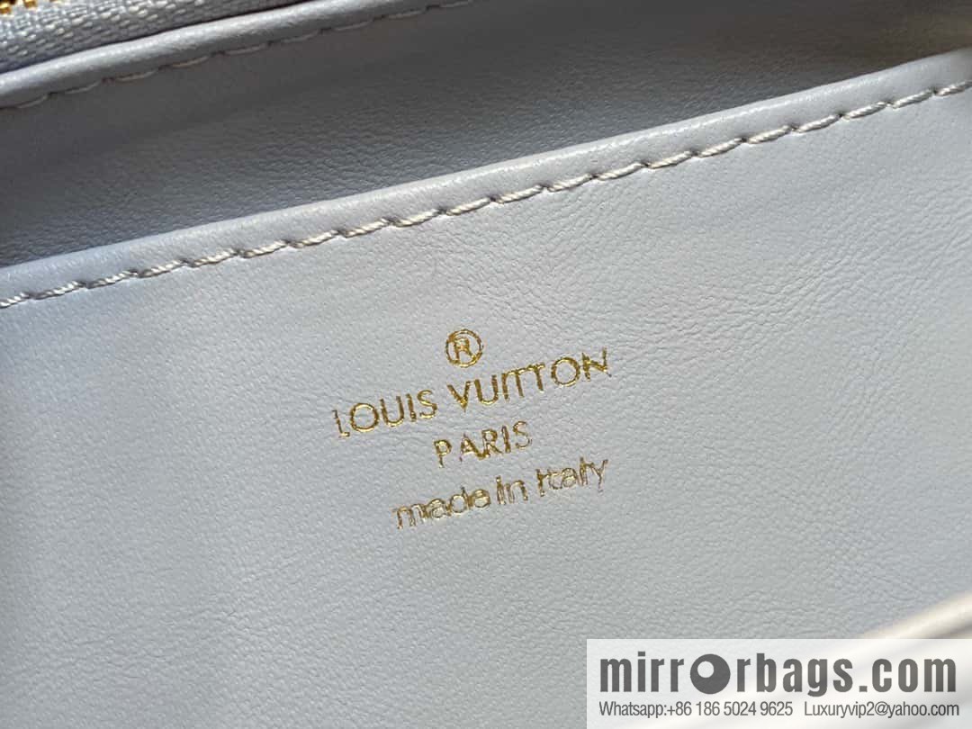 [Original single boutique] M22891 Haze gray, full leather rhombus chain bag series GO-14 Teist medium handbag M22890