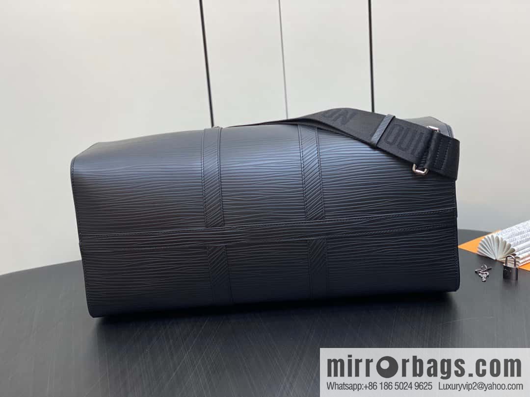 [Original order boutique] M23721 black epi full leather travel bag series, this Keepall Bandoulière 50 handbag