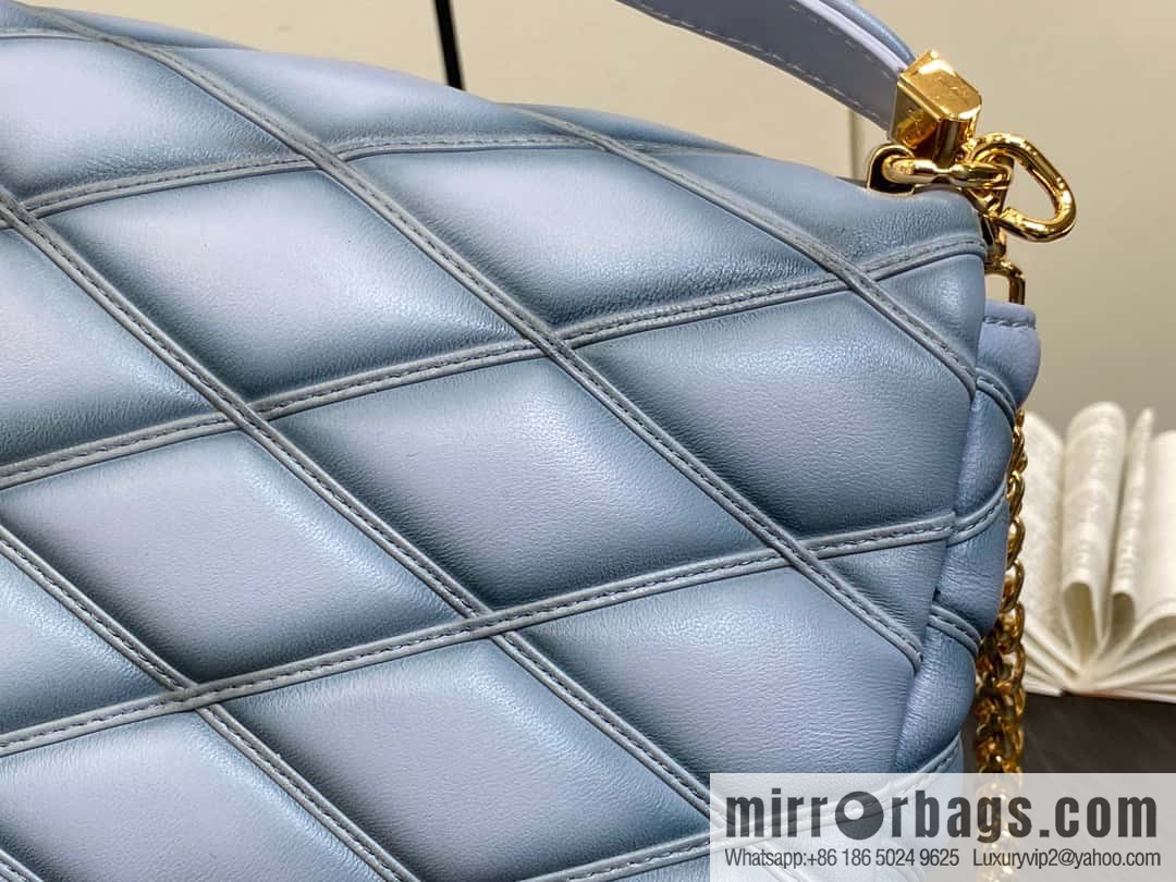 [Original single boutique] M22891 Haze gray, full leather rhombus chain bag series GO-14 Teist medium handbag M22890