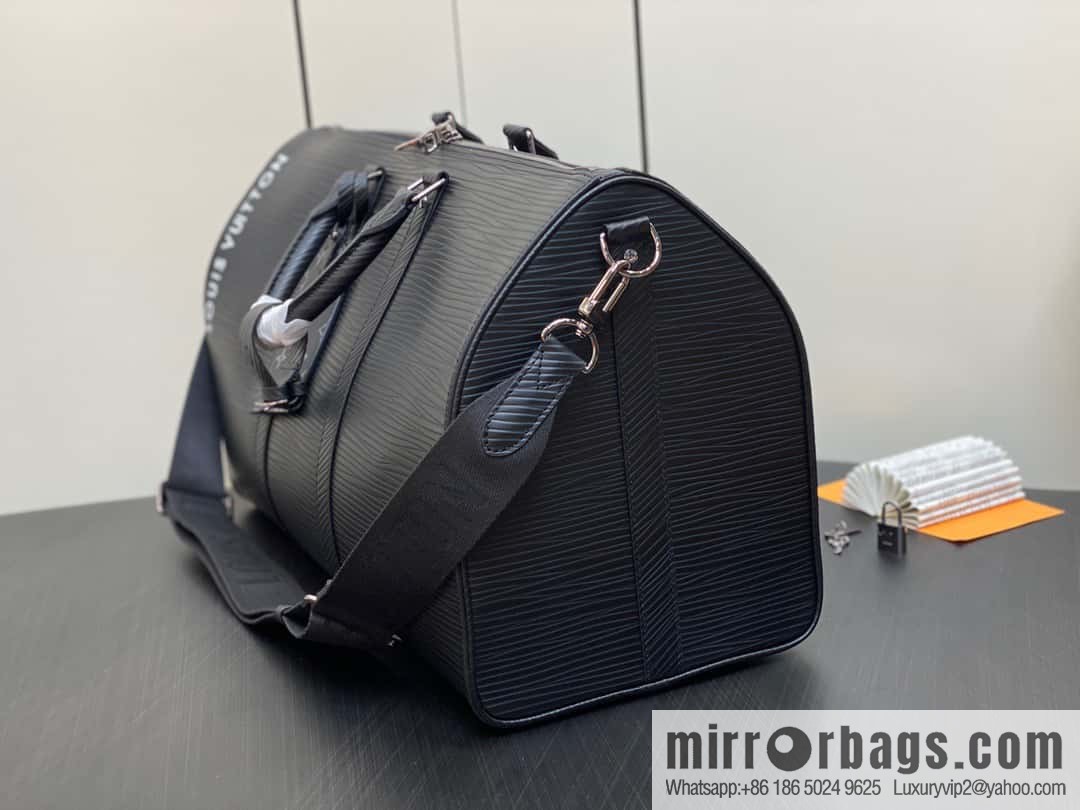 [Original order boutique] M23721 black epi full leather travel bag series, this Keepall Bandoulière 50 handbag