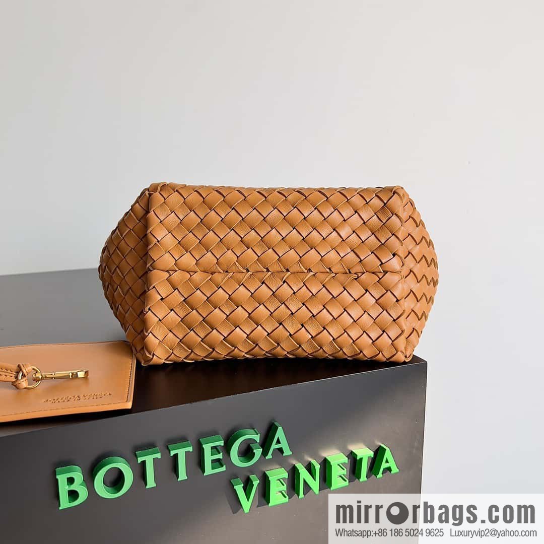 BV Mini Cabat Limited Edition mini vegetable basket BAG model; 709464 light brown