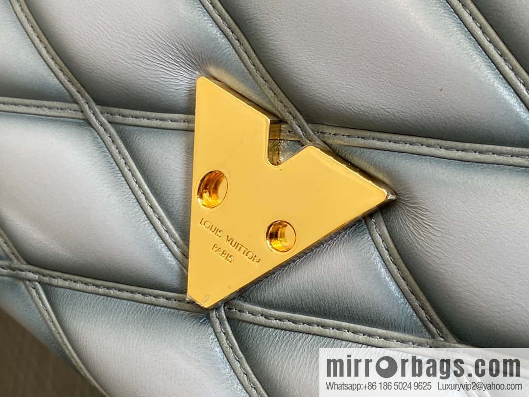 [Original single boutique] M22891 Haze gray, full leather rhombus chain bag series GO-14 Teist medium handbag M22890