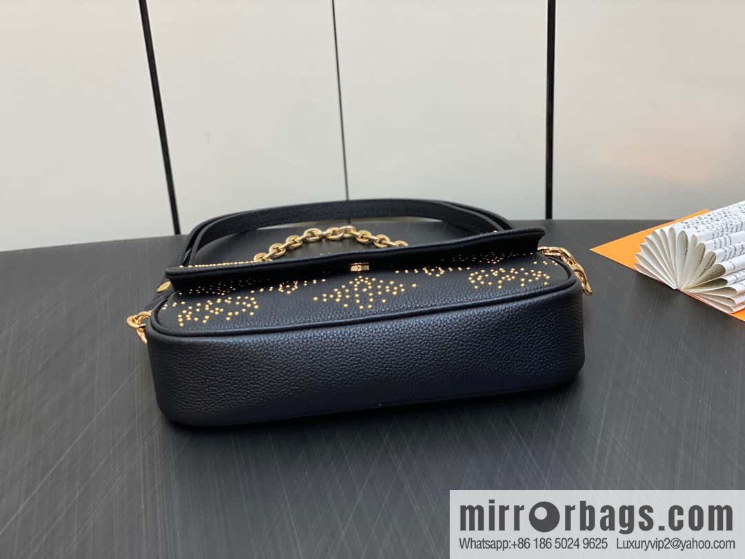 [Original single boutique] M82653 black full leather willow nail chain bag series Wallet on Chain Ivy handbag
