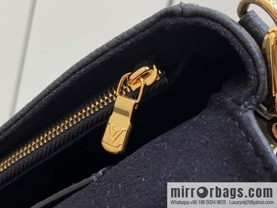 [Original single boutique] M82653 black full leather willow nail chain bag series Wallet on Chain Ivy handbag