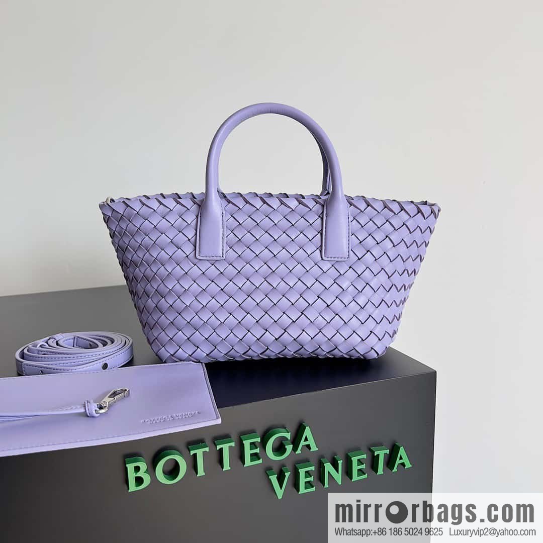 BV Mini Cabat Limited Edition mini vegetable basket BAG model; 709464 wisteria