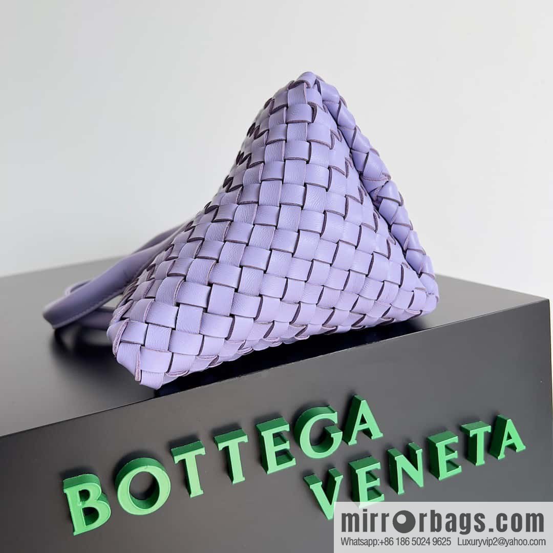 BV Mini Cabat Limited Edition mini vegetable basket BAG model; 709464 wisteria
