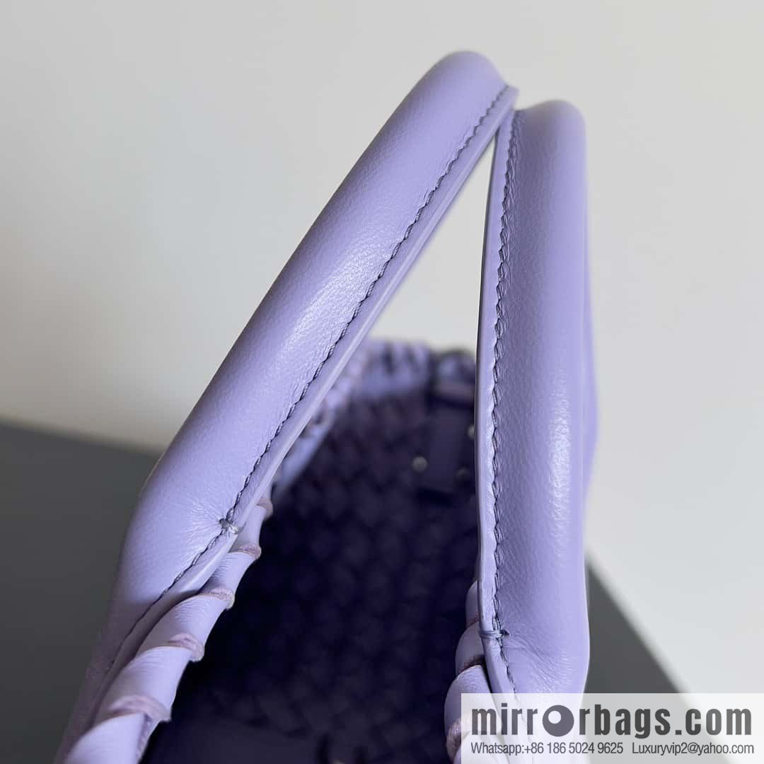 BV Mini Cabat Limited Edition mini vegetable basket BAG model; 709464 wisteria